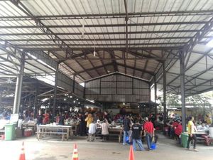 Makan Sate Maranggi & Nonton Pertunjukan Air Mancur di Purwakarta