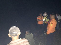 Bocah 3 Tahun Dikabarkan Hilang di Sungai Ciliwung Depok