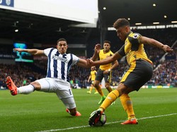 Arsenal Tersungkur, Oxlade-Chamberlain Minta Maaf pada Fans