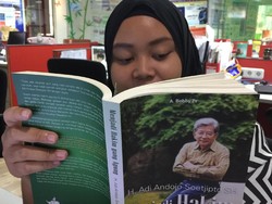 Adi Andojo dan Kisah Pemalsuan Putusan Kasasi oleh Pejabat MA