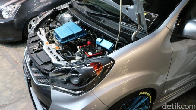 Daihatsu Sirion Balap ala Mahasiswa Daihatsu Sirion Balap ala Mahasiswa
