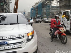 Unik! Stiker Kecil Ini Bisa untuk Bayar Tol Otomatis di Manila Unik! Stiker Kecil Ini Bisa untuk Bayar Tol Otomatis di Manila