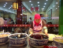 Ini Tempatnya Wisata Kuliner Halal di China