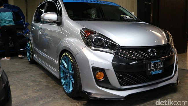 Daihatsu Sirion Balap ala Mahasiswa Daihatsu Sirion Balap ala Mahasiswa