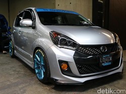 Daihatsu Sirion Balap ala Mahasiswa