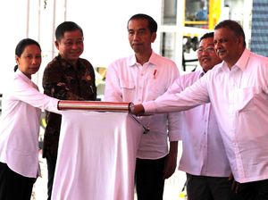 Selamat Ulang Tahun Jokowi dan Jonan!