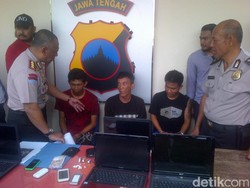 Komplotan Pencuri Bermodus Pecah Kaca Mobil Dibekuk di Semarang