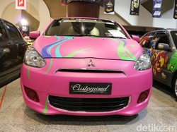 Mirage Pink Penuh Gambar Kartun, Wujud Cinta untuk Sang Istri