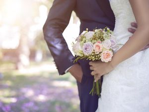 Wow! Pria Ini Beri Kekasihnya Hadiah Ultah Buket Uang Rp 732 Juta Wow! Pria Ini Beri Kekasihnya Hadiah Ultah Buket Uang Rp 732 Juta