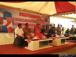 Peringatan Susi: Sampah Plastik Jangan Dibuang ke Laut