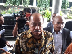 Ditanya Berulang Kali, Mekeng Bantah Terima Duit e-KTP