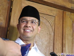 Namanya Muncul di Survei Capres, Anies: Kita Konsentrasi Gubernur