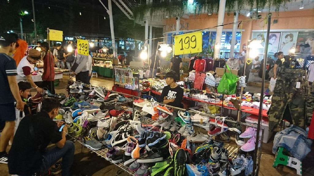 Potret Pasar Malam Udon Thani Thailand, Tempatnya Anak Muda Jalan-jalan