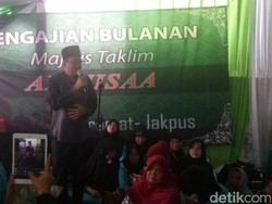 Hadiri Pengajian MT Annisa, Djarot: Tidak Boleh Ada yang Halangi