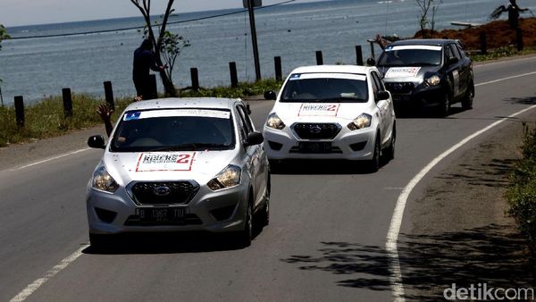 Menyusuri Pinggir Pantai Jadi Agenda Risers di Hari ke-2