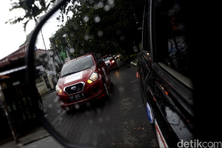 Datsun dikala jelajah Indonesia dalam petualangan Datsun Risers Expedition. Foto: Muhammad Ridho Datsun dikala jelajah Indonesia dalam petualangan Datsun Risers Expedition. Foto: Muhammad Ridho