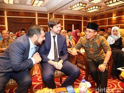 Pakar Pendidikan Finlandia Bagi Pengalaman dengan Guru Banyuwangi