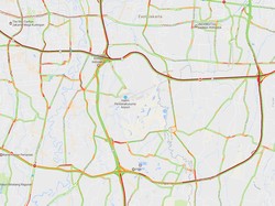 Hujan dan Truk Mogok, Lalin Tol Dalam Kota Macet Parah