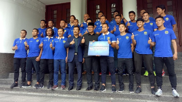 Jelang Musim Dimulai, Persib Dapat Uang Kadedeuh Rp 150 juta