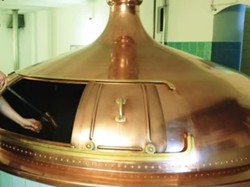 Mungkin Ini Kolam Paling Memabukkan di Dunia