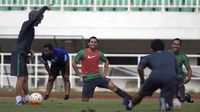 Ezra Walian ketika mengikuti pemusatan latihan Timnas Indonesia.