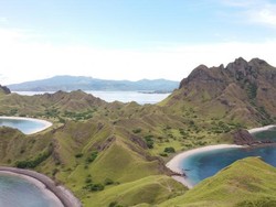 Cantiknya Pulau Padar di Taman Nasional Komodo