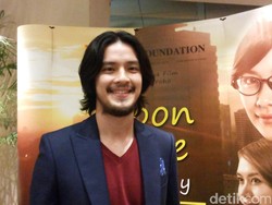 Morgan Oey Tampil Beda, Gondrong dan Berewokan