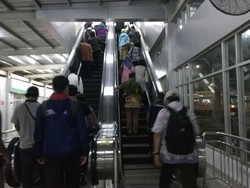 Begini Kerennya JPO di Stasiun Tanah Abang