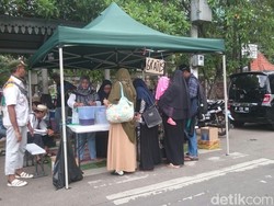 Dapur Logistik Gratis untuk Massa Aksi Pengawal Sidang Ahok