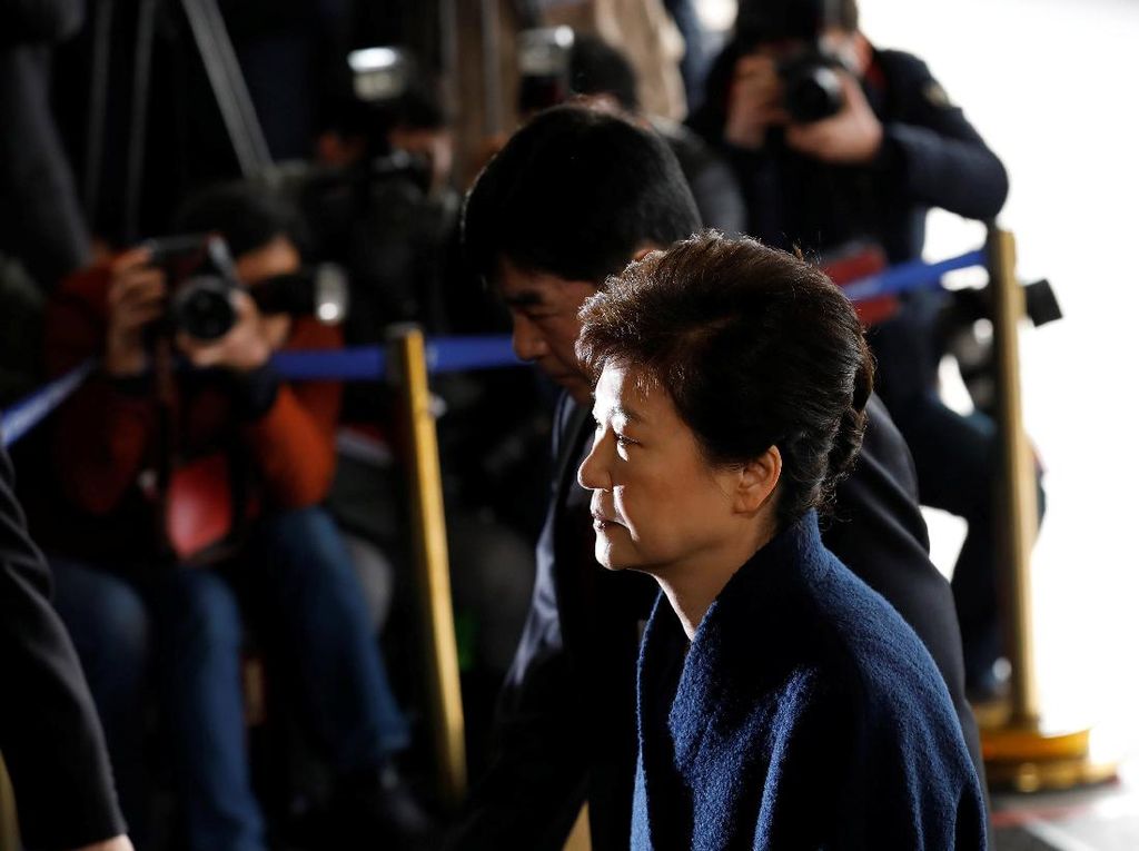 Eks Presiden Korsel Park Geun-Hye Divonis 24 Tahun Penjara Eks Presiden Korsel Park Geun-Hye Divonis 24 Tahun Penjara