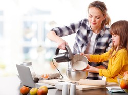 4 Jenis Makanan Ini Cocok Dibuat Bersama Si Kecil