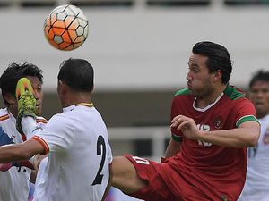 Komentar Singkat Ezra Walian Tentang Debutnya di Timnas Indonesia