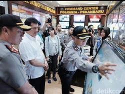 Menpan RB Apresiasi Pelayanan Online Polresta Pekanbaru