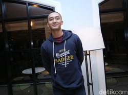 Uus Muak Jadi Artis, Ayu Ting Ting Ancam Bongkar Rahasia Enji