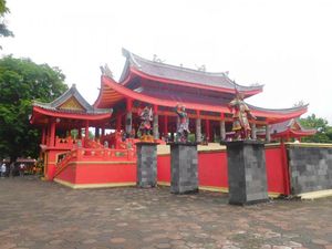 Kelenteng Sam Poo Kong, Landmark Semarang yang Wajib Dikunjungi
