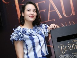 Imajinasi Penuh Nostalgia Chelsea Islan dalam Beauty and The Beast