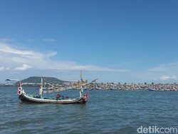 BMKG Imbau Tak Melaut, Nelayan di Banyuwangi Nekat Berlayar
