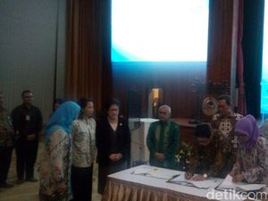 Rini Resmikan Holding Rumah Sakit Milik BUMN