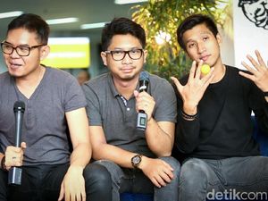 Samsons Janjikan Warna Musik Berbeda di Album Terbarunya Samsons Janjikan Warna Musik Berbeda di Album Terbarunya