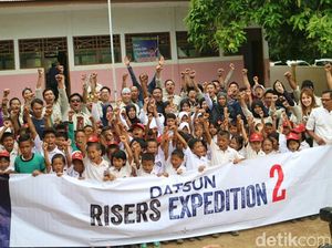 Tebar Inspirasi Risers Datsun Kunjungi Sekolah di Pelosok Bulukumba Tebar Inspirasi Risers Datsun Kunjungi Sekolah di Pelosok Bulukumba