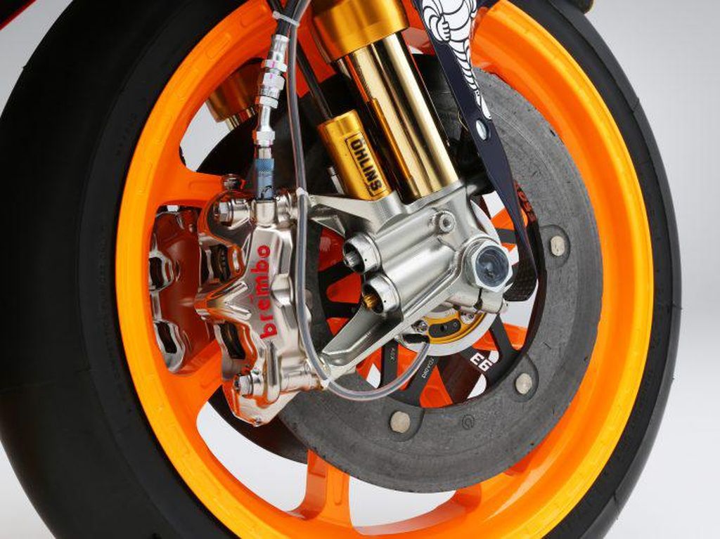 Kenapa Motor MotoGP Dilarang Pakai Rem ABS? Ini Alasannya