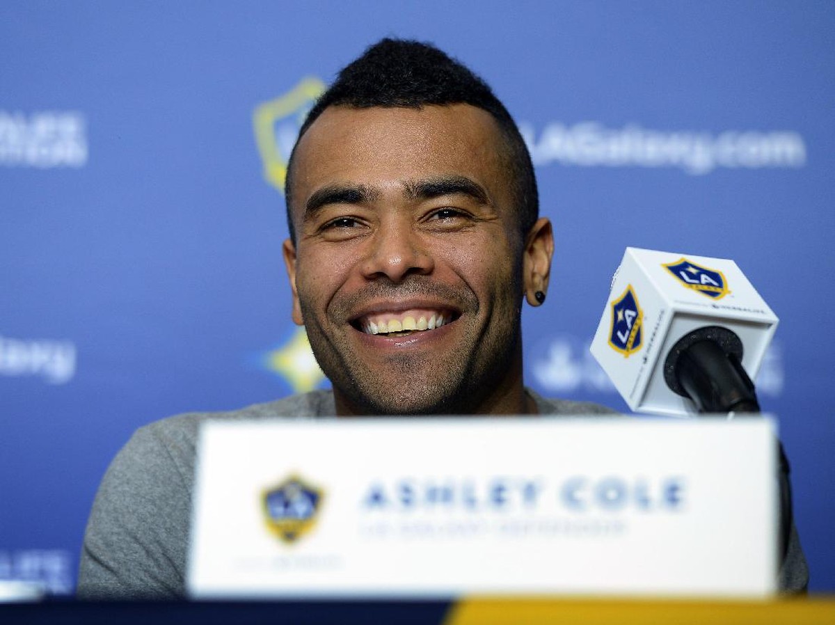 Eks pemain Chelsea, Ashley Cole. (Foto: Getty Images Sport/Kevork Djansezian)