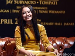 Menilik Harga Tiket Konser Rossa