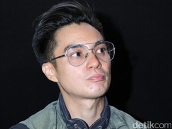Luthya Sury Jalan dengan Pria Lain, Baim Wong Putus Cinta Lagi?