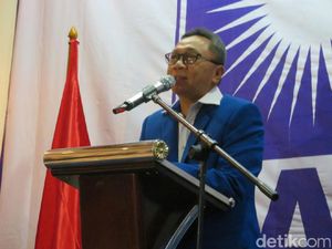 Ketum PAN Soal Koalisi di 2019: Masih Jauh! Ketum PAN Soal Koalisi di 2019: Masih Jauh!