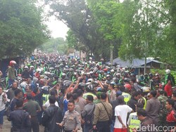 Sweeping Berujung Bentrok Antara Ojek Online dan Sopir Angkot Bogor
