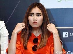 Lagi Joget Bareng Raffi, Ayu Ting Ting Menghindar Didekati Nagita