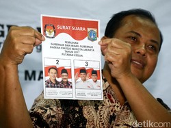 Djarot Pakai Peci di Surat Suara, Anies: Kita Senang Ditiru Lagi