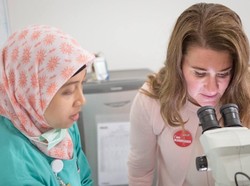 Melinda Gates: Vaksin Corona Tersedia Akhir 2020, Asalkan...