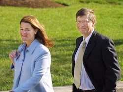 Kenangan Bersama Bill Gates dan Melinda: Bagi-bagi Duit Rp 780 T